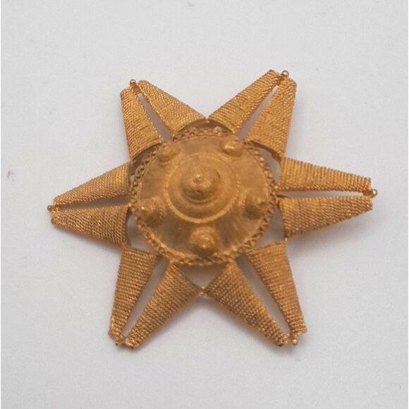 Large Star of Ethiopia Six Pointed Star of David Gold Tone Brooch Byzantine - Picture 2 of 4